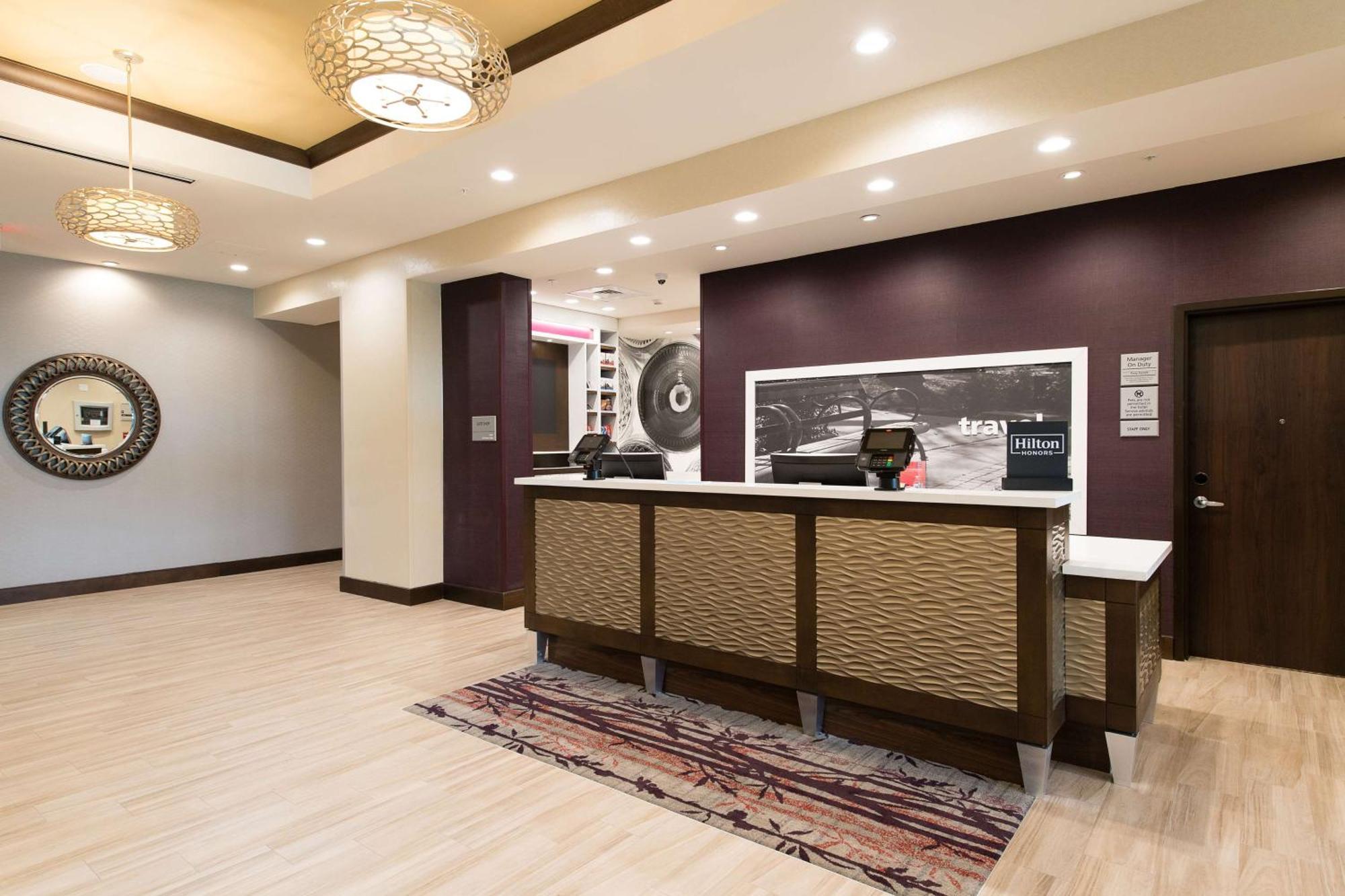 Hampton Inn & Suites Волтерборо Екстер'єр фото